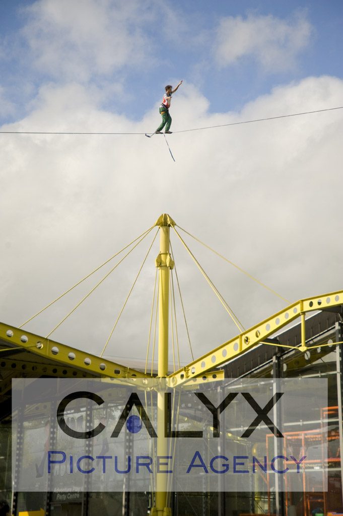 ©calyx_Pictures_tightrope_5626