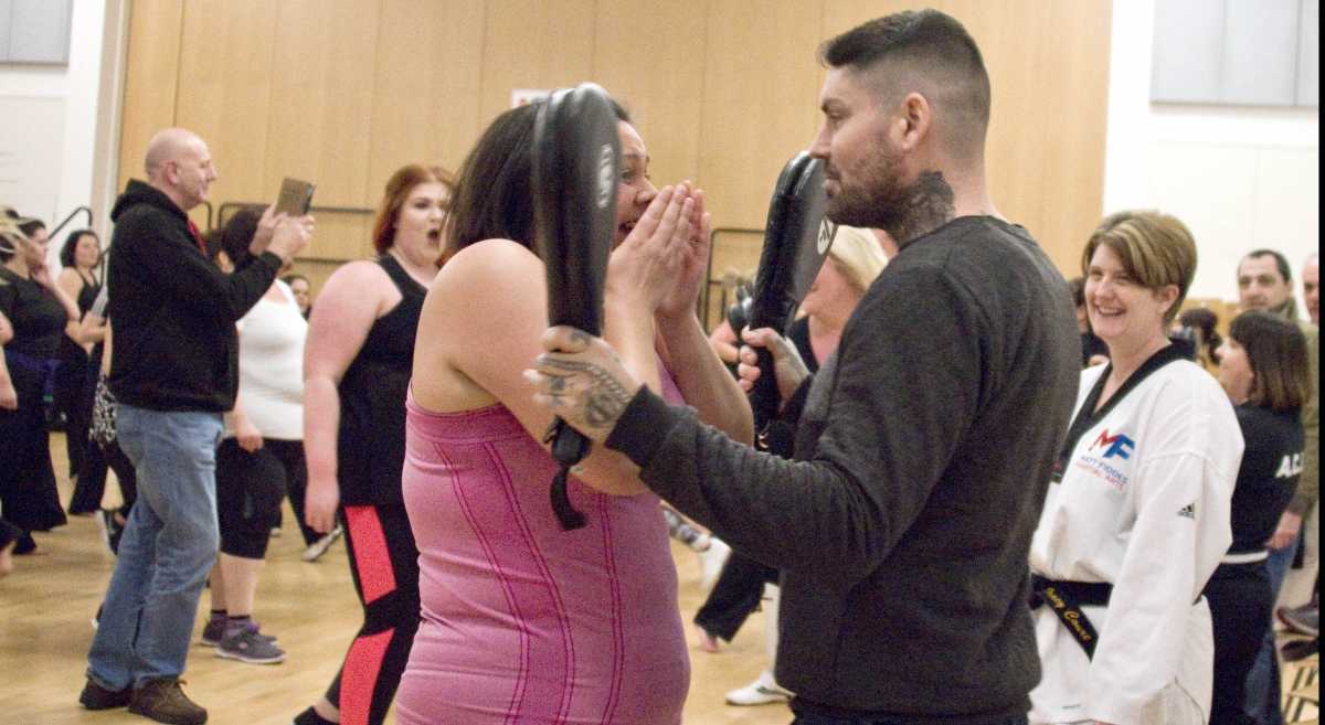 Tara meets Shane. No not in a soap opera but in a martial arts class.