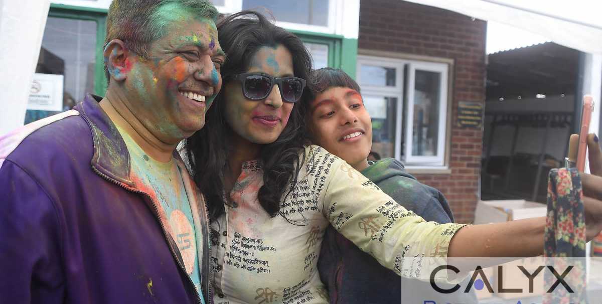 Happy colourful Holi – day at the Hindu Temple